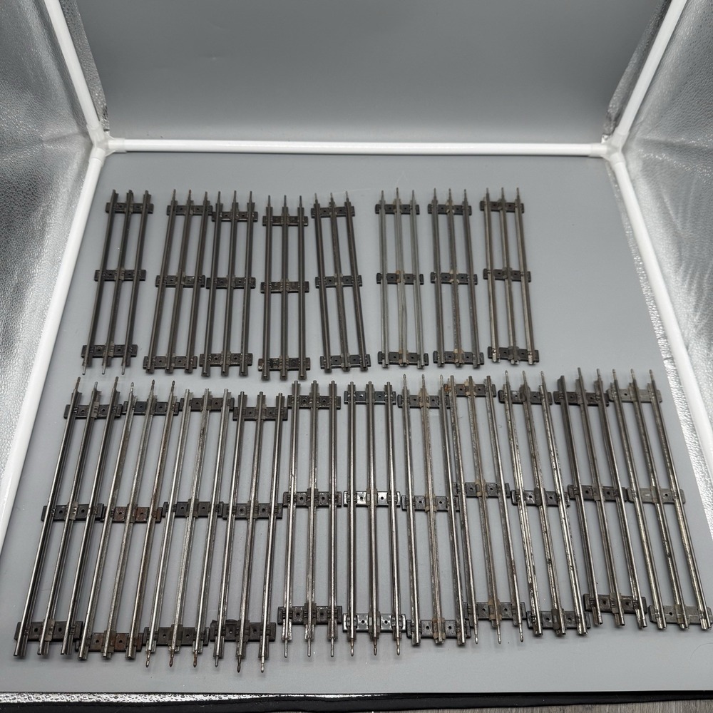 O Gauge Straight Train Track 3 Rails 10 Inch Metal Lot Of 19 Needs Cleaning